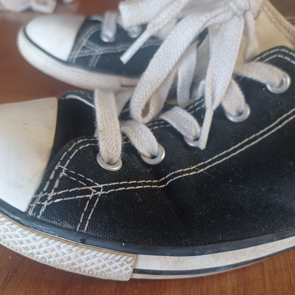 Low top 8.5 women's black converse - Picture 4 of 4
